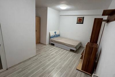 Garsonieră semidecomandată în Fundeni