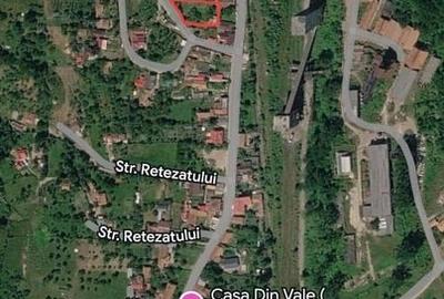 Teren de 750 mp, în Central