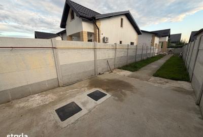 Casă cu 3 camere cu Teren 300 Mp în Central