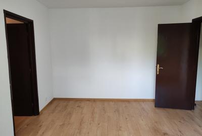 Apartament cu 2 camere semidecomandat în Gemenii - 3