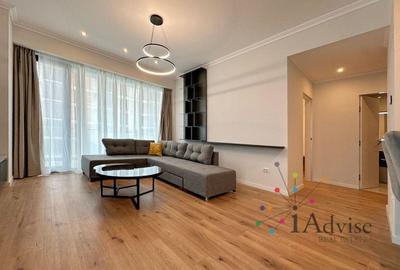 Apartament cu 3 camere decomandat, mobilat în Central
