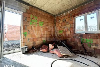 Casă cu 4 camere cu Teren 361 Mp în Jucu