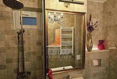 Apartament cu 2 camere semidecomandat în Centrul Civic
