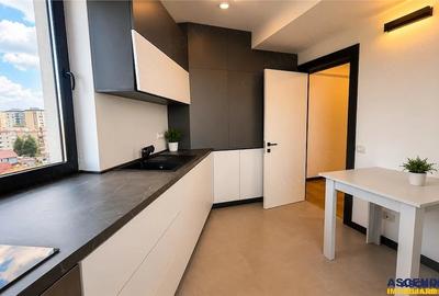 Apartament cu 2 camere decomandat în Griviței