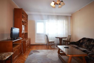 Apartament cu 4 camere decomandat, mobilat în Gară