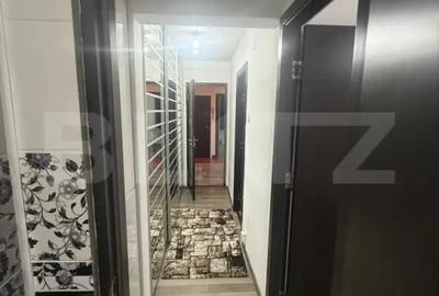 Apartament cu 3 camere decomandat în Micro 3