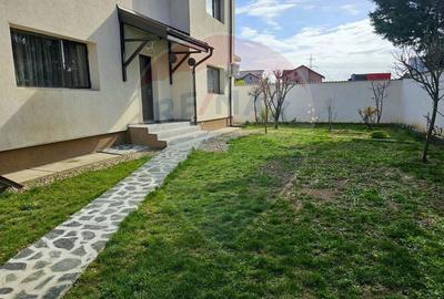 Casă individuală cu 9 camere cu Teren 400 Mp în Est - 38