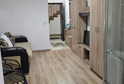 Garsonieră decomandată în Titan - 2