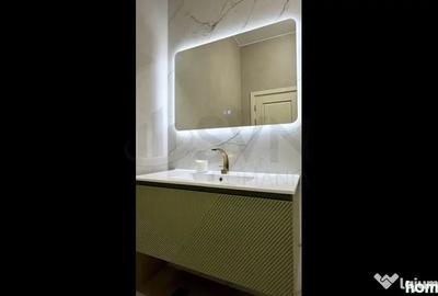 Apartament cu 4 camere decomandat în Dacia