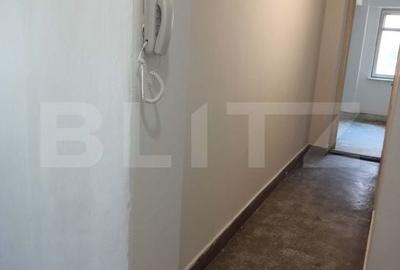 Apartament cu 4 camere decomandat în Micro 16 - 9