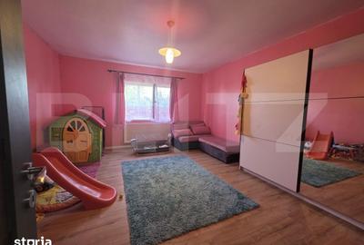 Casă cu 2 camere cu Teren 4143 Mp în Apa