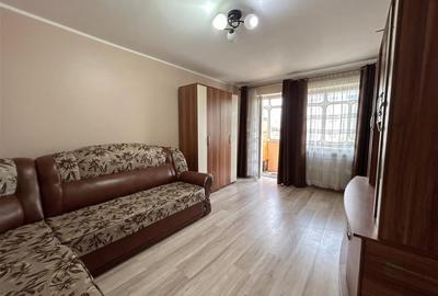 Apartament cu 3 camere decomandat, mobilat în George Enescu