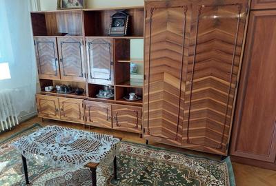 Garsonieră decomandată în UTA