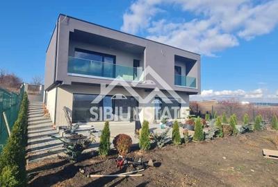 Casă individuală cu 4 camere cu Garaj în Șelimbăr - 1
