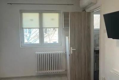 Garsonieră semidecomandată în Decebal