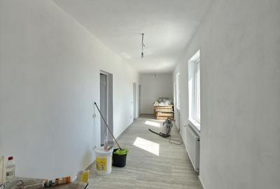 Casă cu 3 camere cu Teren 480 Mp în Sânmihaiu Român - 3