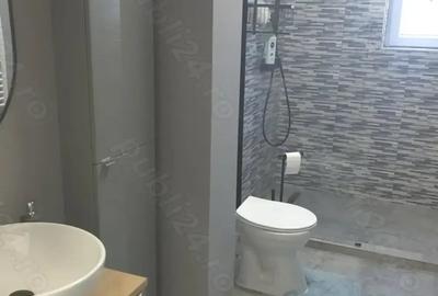 Apartament cu 3 camere decomandat în Unirii