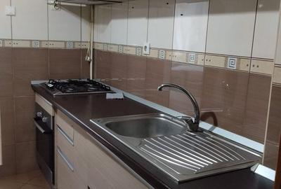 Apartament cu 2 camere decomandat în Sărari - 6