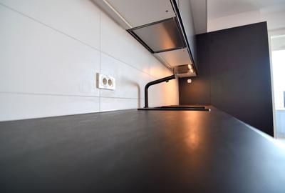 Apartament cu 3 camere semidecomandat, mobilat în Central - 9