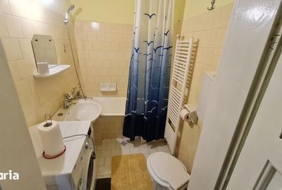 Apartament cu 2 camere decomandat în Calea Dumbrăvii