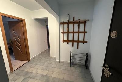 Apartament cu 3 camere decomandat în Malu Roșu - 5