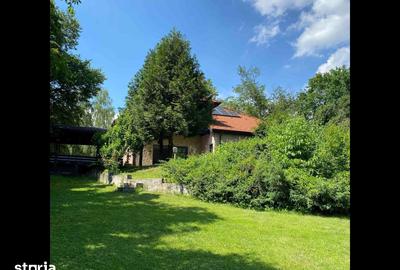 Casă cu 6 camere cu Teren 4000 Mp în Ciolpani - 1