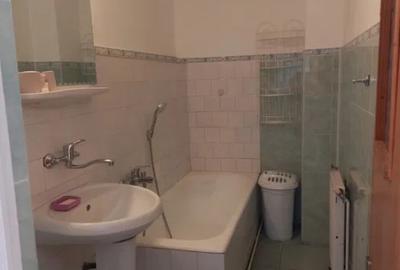 Apartament cu 3 camere decomandat în Terezian - 2