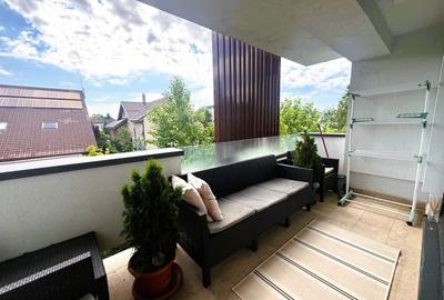 Apartament cu 4 camere în Iancu Nicolae