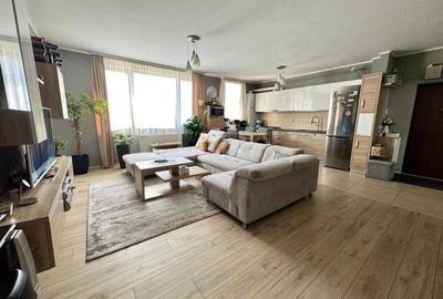 Apartament cu 3 camere semidecomandat, mobilat în Florești