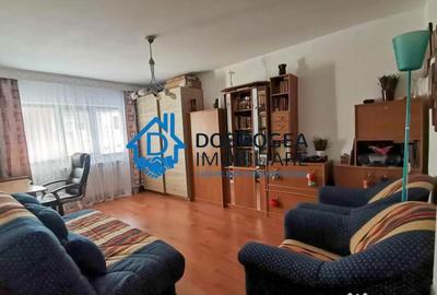 Apartament cu 2 camere decomandat în E3 - 2