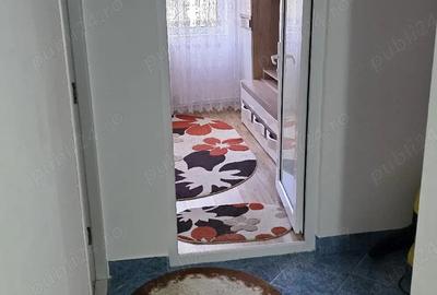 Apartament cu 3 camere decomandat în Horia - 2