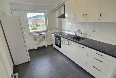Apartament cu 4 camere decomandat în Florești - 5