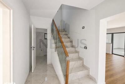 Casă cu 4 camere cu Teren 555 Mp în Vidra