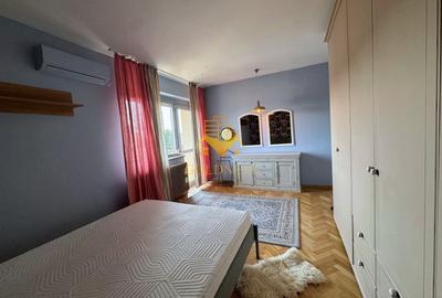 Apartament cu 3 camere semidecomandat, mobilat în Central - 4