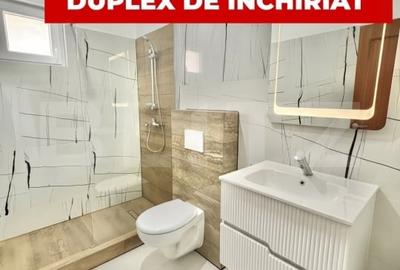 Duplex cu 4 camere cu Canalizare în Sud