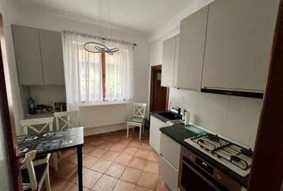 Apartament cu 2 camere decomandat în Cutuș - 3