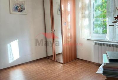 Apartament cu 3 camere decomandat în Central - 1