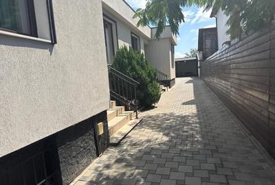 Casă cu 4 camere în Central - 9