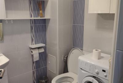 Apartament cu 4 camere decomandat în Central - 4