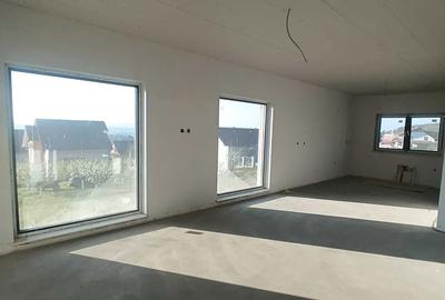 Casă cu 3 camere în Central - 1
