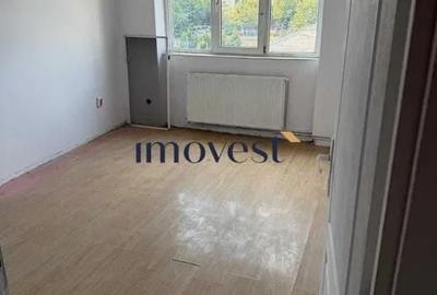 Apartament cu 2 camere decomandat în Micro 14