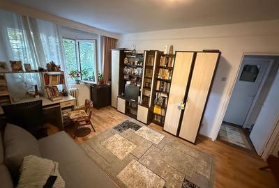 Apartament cu 2 camere semidecomandat în Tătărași