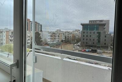 Apartament cu 4 camere decomandat în Exterior Vest - 11