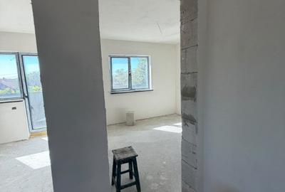 Casă cu 3 camere cu Teren 255 Mp în Agigea