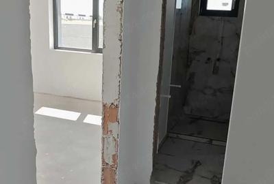 Casă cu Teren 366 Mp în Berceni