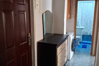 Apartament cu 2 camere decomandat în Valea Aurie - 3