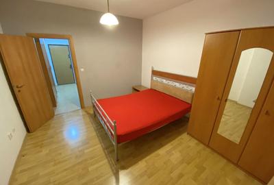 Garsonieră decomandată, mobilată în Steaua