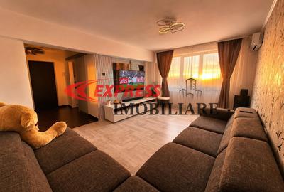 Apartament cu 3 camere decomandat în 1 Decembrie 1918
