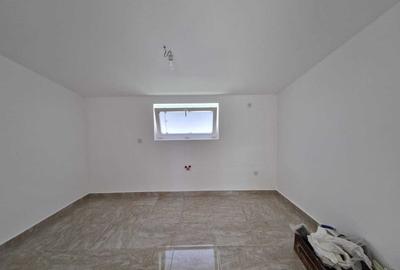 Casă cu 4 camere în Coțofănești - 3