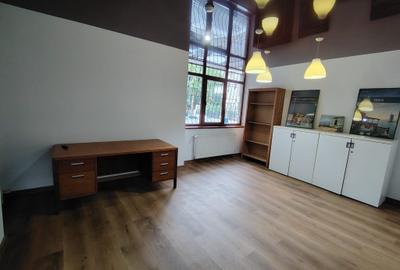 Apartament cu 2 camere decomandat în Primăverii - 3